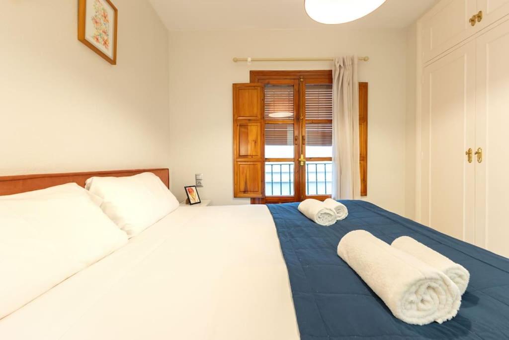 Pajaritos Center Suite By Valcambre Sevilla Exterior foto